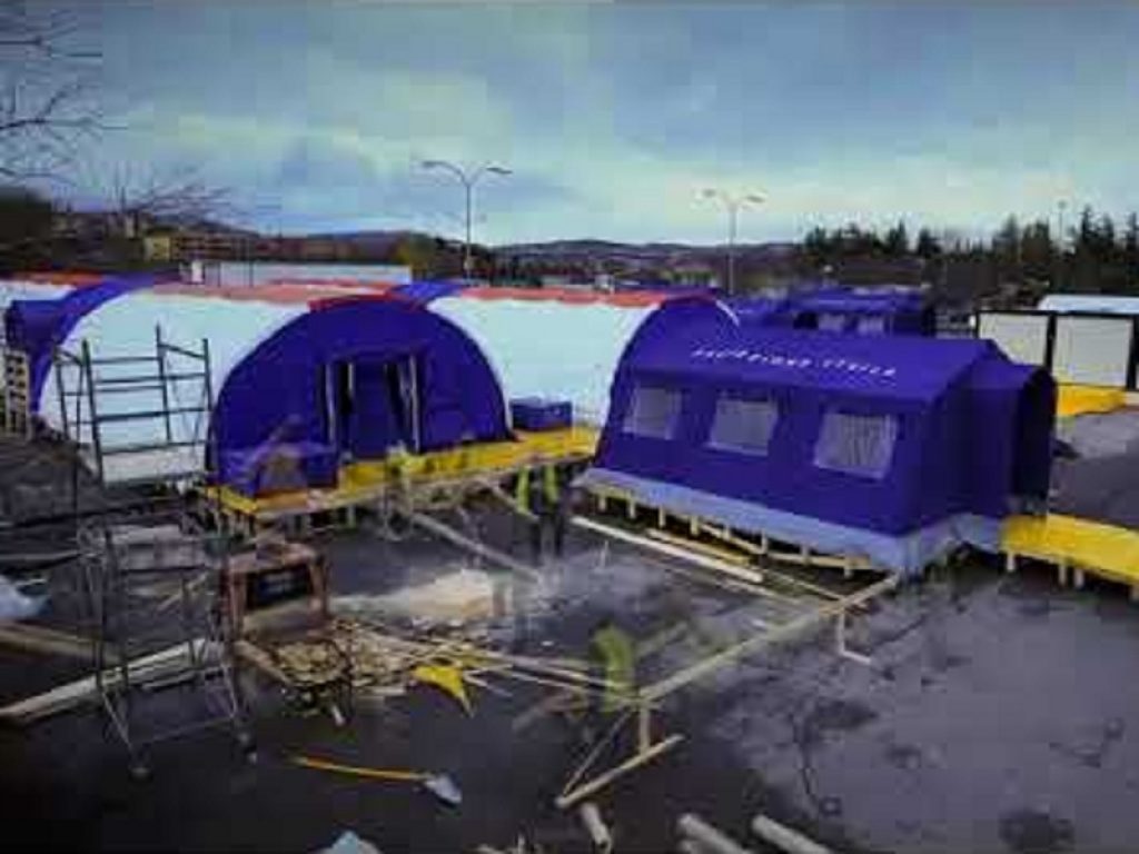 Althea completa l’ospedale da campo di Perugia per fronteggiare l’emergenza Covid-19 nella Regione Umbria: la nuova struttura prevede 12 posti in terapia intensiva, 16 in sub-intensiva e 10 per la degenza