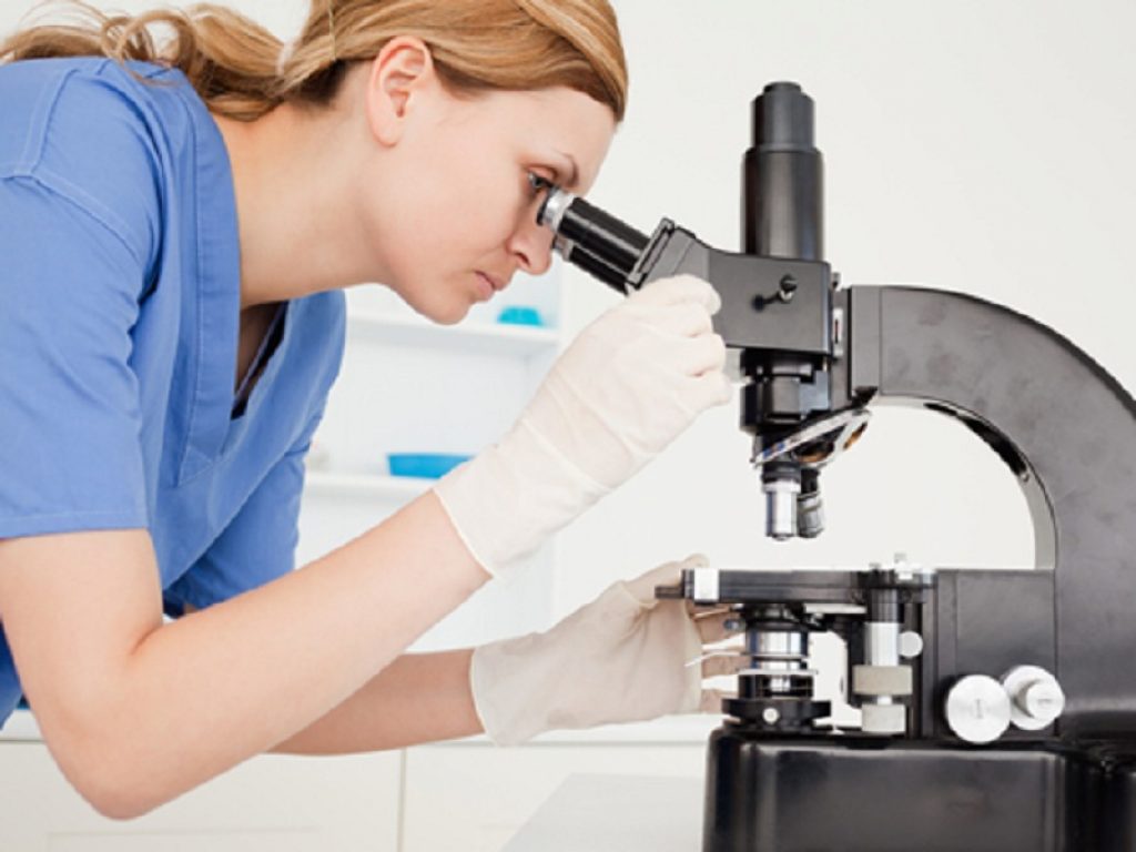 Le concentrazioni di deidroepiandrosterone solfato (DHEA-S) nel siero sarebbero ridotte nelle donne con dolore cronico: lo rivela uno studio americano