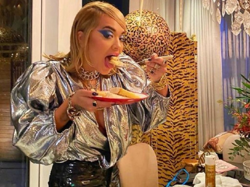 Il party di compleanno con 30 invitati costa caro a Rita Ora
