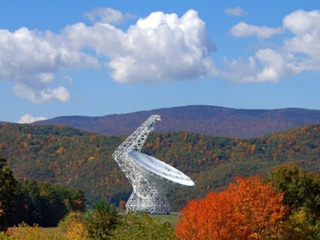 A caccia di assioni attorno alle stelle di neutroni