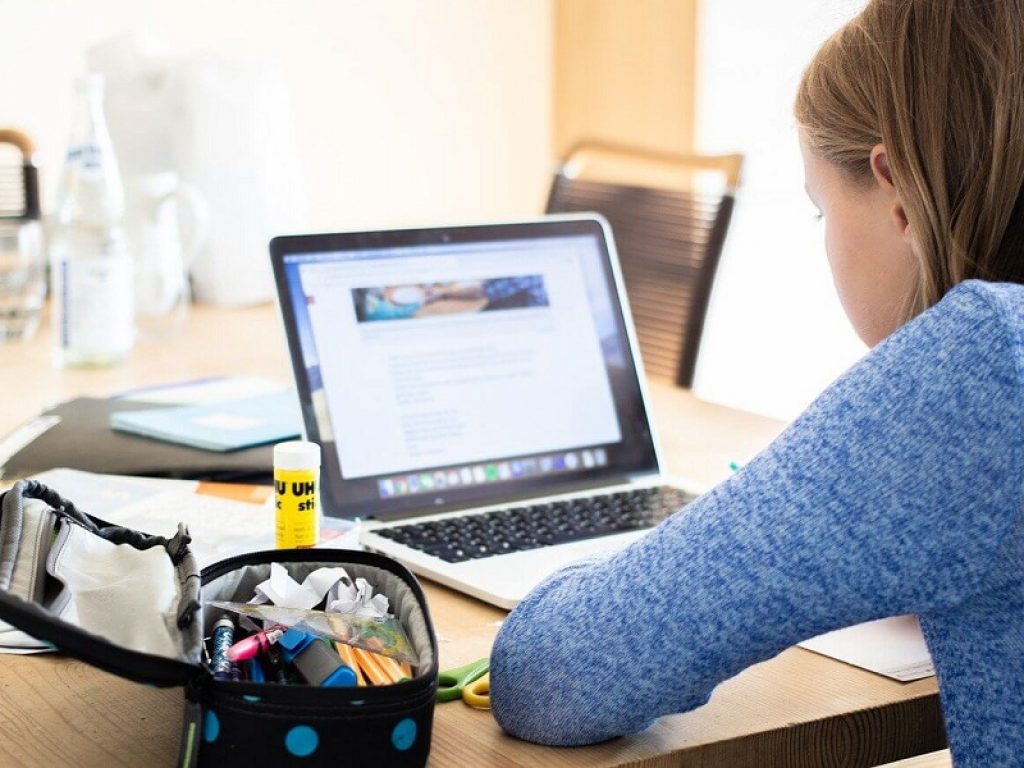 didattica digitale “RED-Rareducando Educazione Digitale”: il progetto, dedicato a insegnanti, formatori e genitori, affronta l’impatto delle fragilità e disabilità a scuola