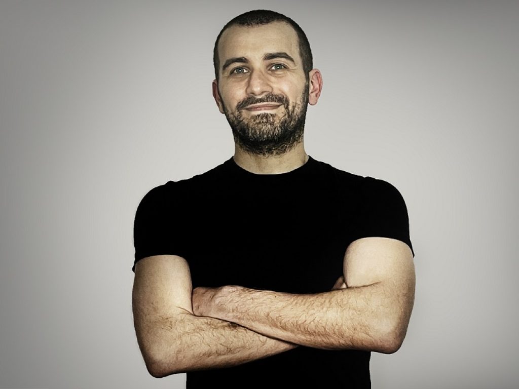 The Inglorious Serfe: Dario Vero firma le musiche