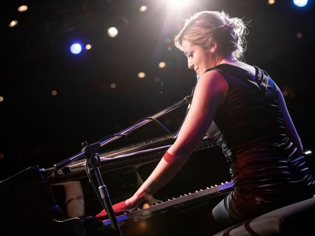 Giulia Malaspina reinterpreta in chiave jazz "Estate"