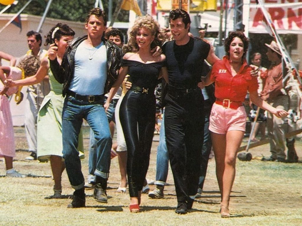 "Sessista e omofobo": anche Grease finisce nella bufera