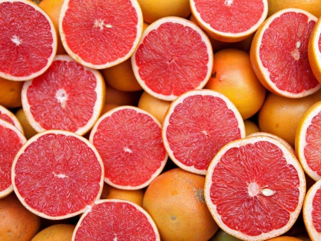 Dal pesce al pompelmo: i cibi che accelerano il metabolismo