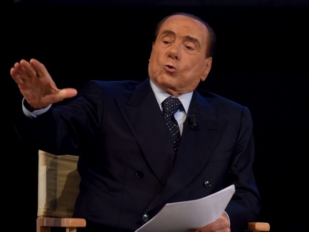 Il leader di Forza Italia Silvio Berlusconi ricoverato al San Raffaele per una “valutazione clinica approfondita” dei suoi problemi di salute
