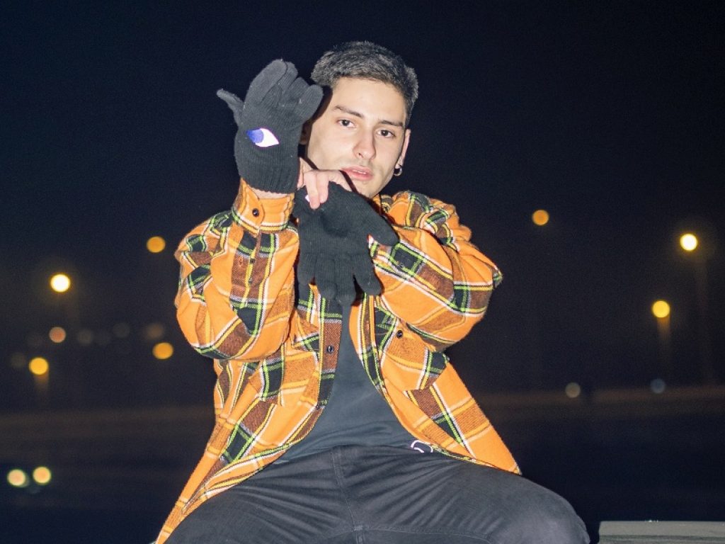 Diego Random online con il nuovo singolo "Fulmini"