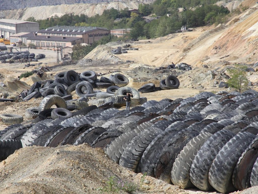 Pneumatici fuori uso: nuova direttiva per obblighi gestione