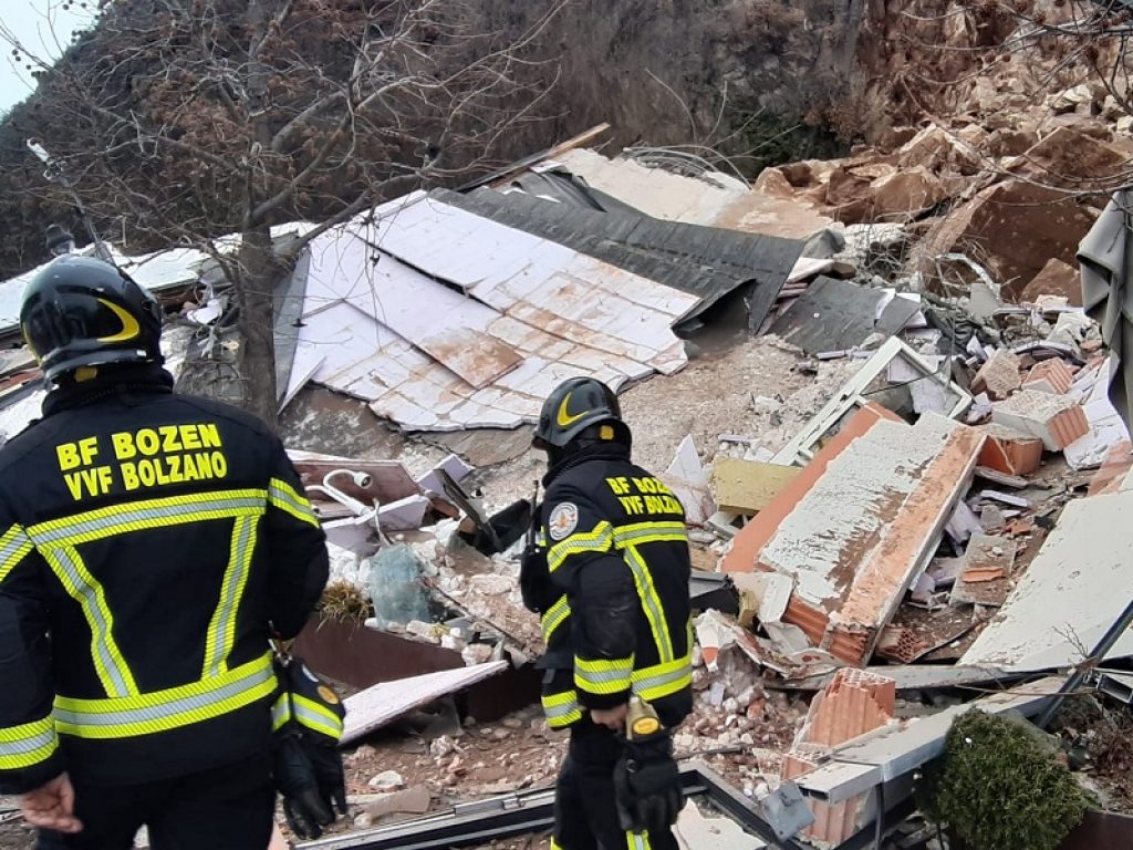 Bolzano: frana travolge l'albergo Eberle