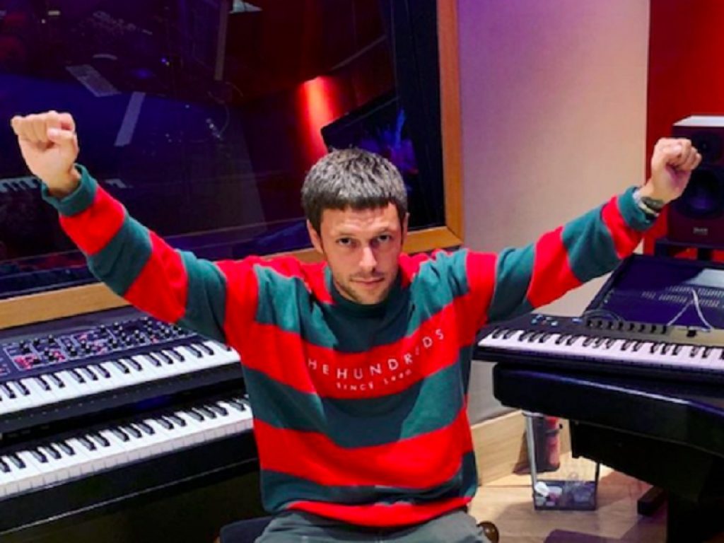 Il tour estivo di Gazzelle si arricchisce di un’ulteriore data: sabato 25 settembre al Teatro al Castello di Roccella Jonica (RC)