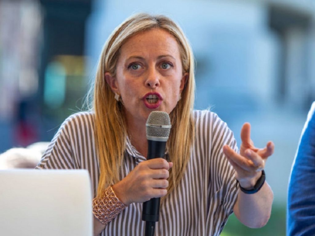 “Yo soy Giorgia”: la leader di Fratelli d'Italia Meloni ripropone il tormentone in spagnolo al raduno del partito Vox a Madrid