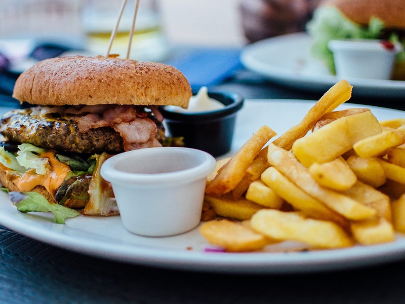 Calcoli renali: ecco quanto influisce l'alimentazione