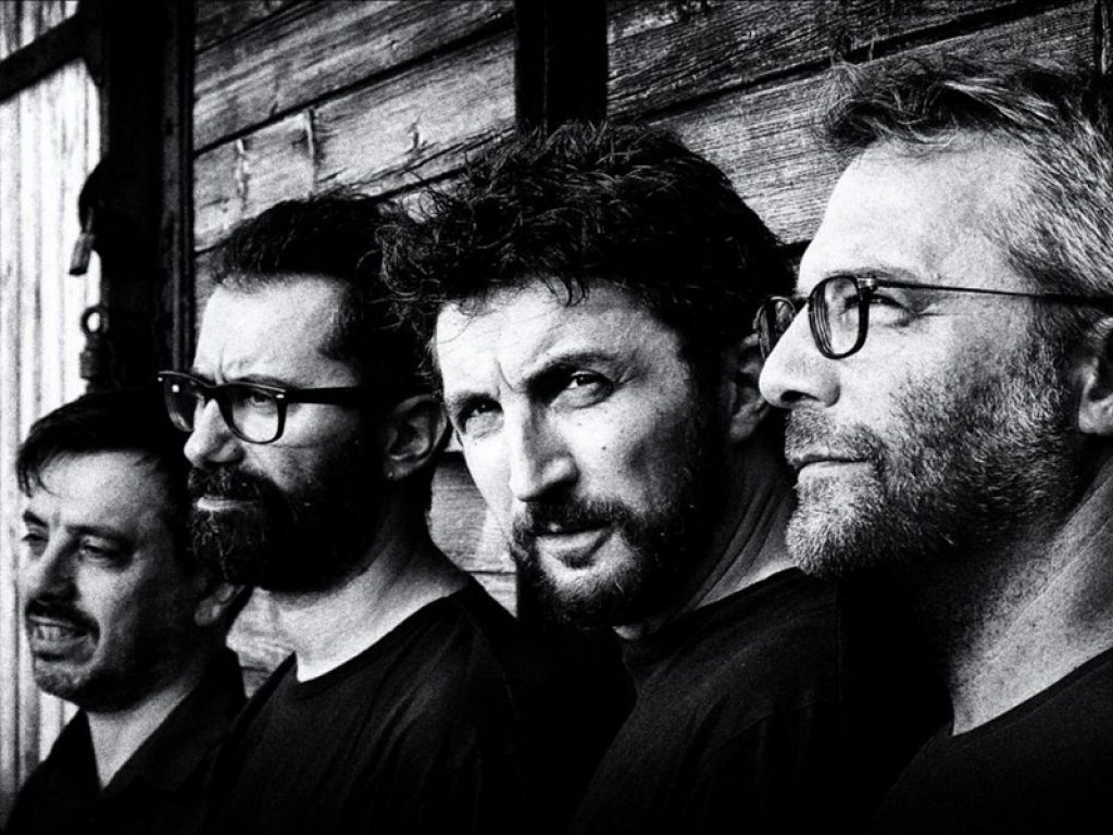 I Linda Collins pubblicano l'album "Tied"