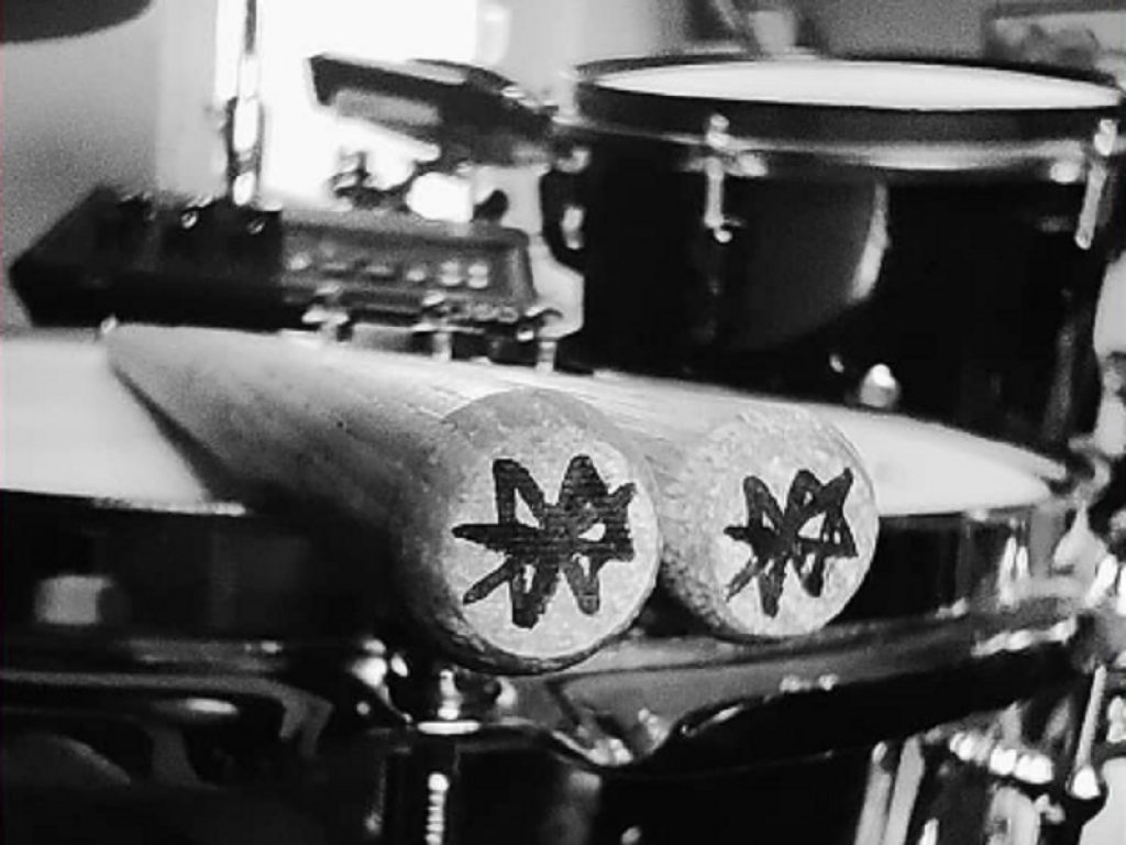 Metcalfa debutta con il singolo "Missing"