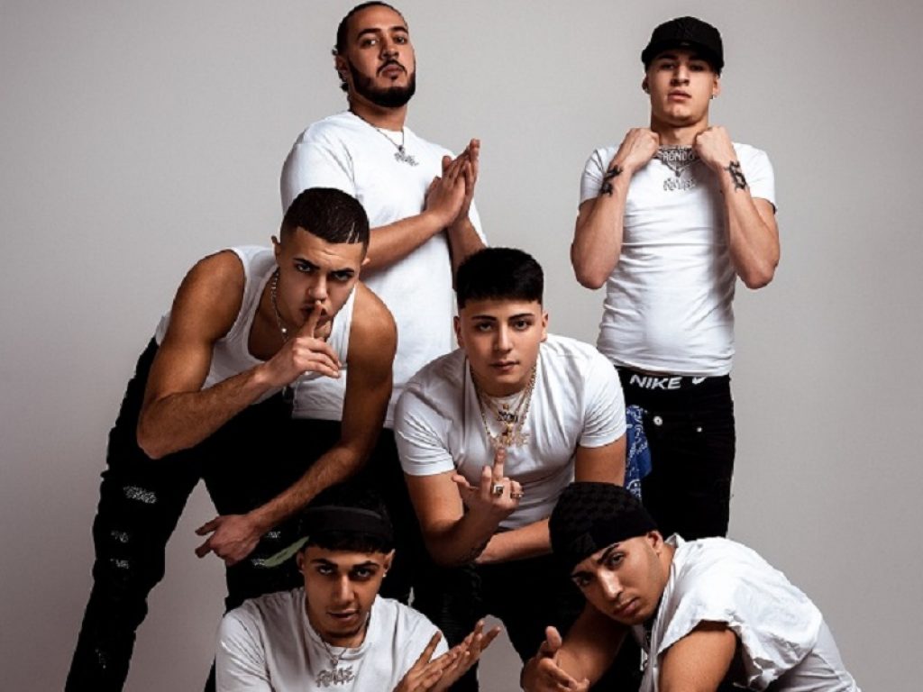 RM4E lancia “SEVEN 7oo” e debutta nella top 3 di Spotify