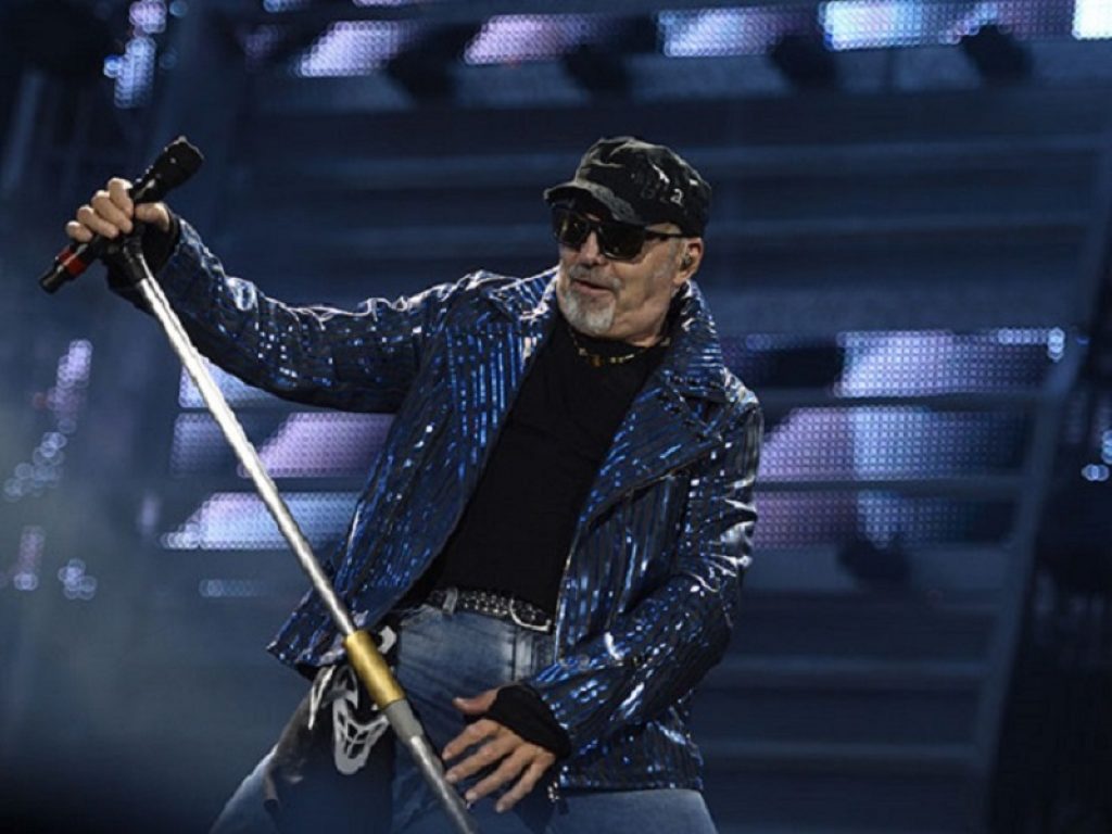 Il nuovo singolo di Vasco Rossi in vetta alle classifiche