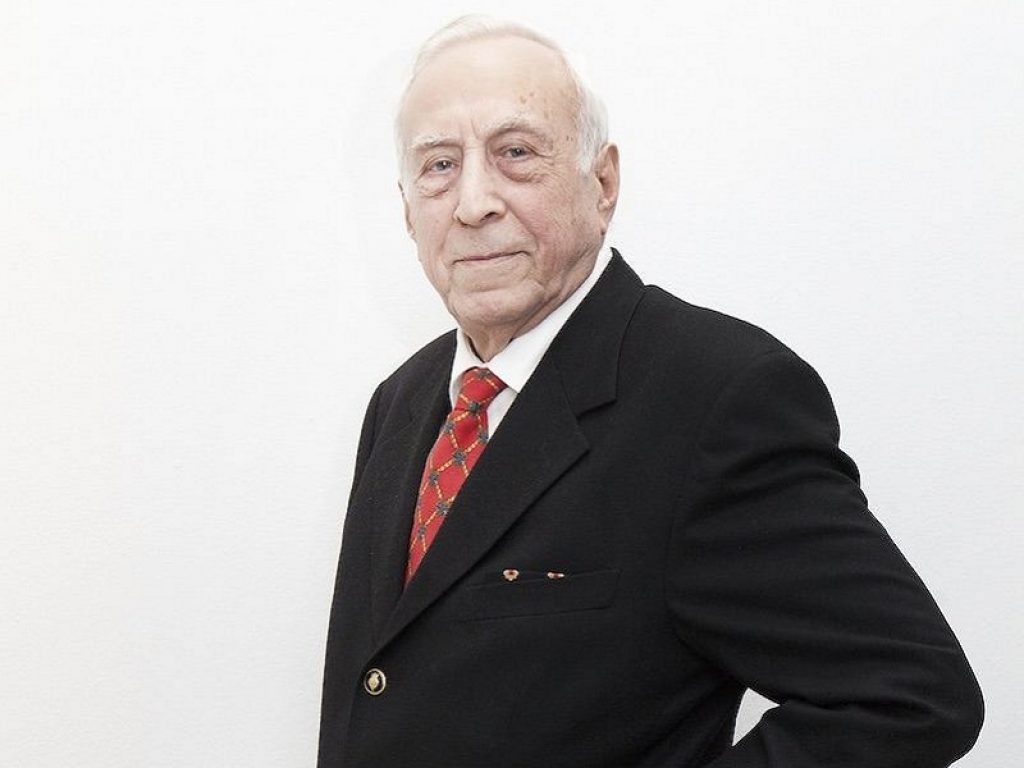 Sossio Giametta in libreria con "Senecione"