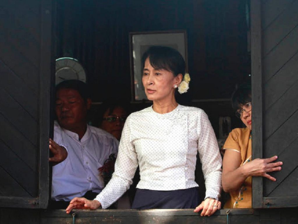 Golpe in Myanmar: arrestata il Premio Nobel per la Pace Aung San Suu Kyi, controllo del Paese all’esercito guidato dal generale Min Aung Hlaing