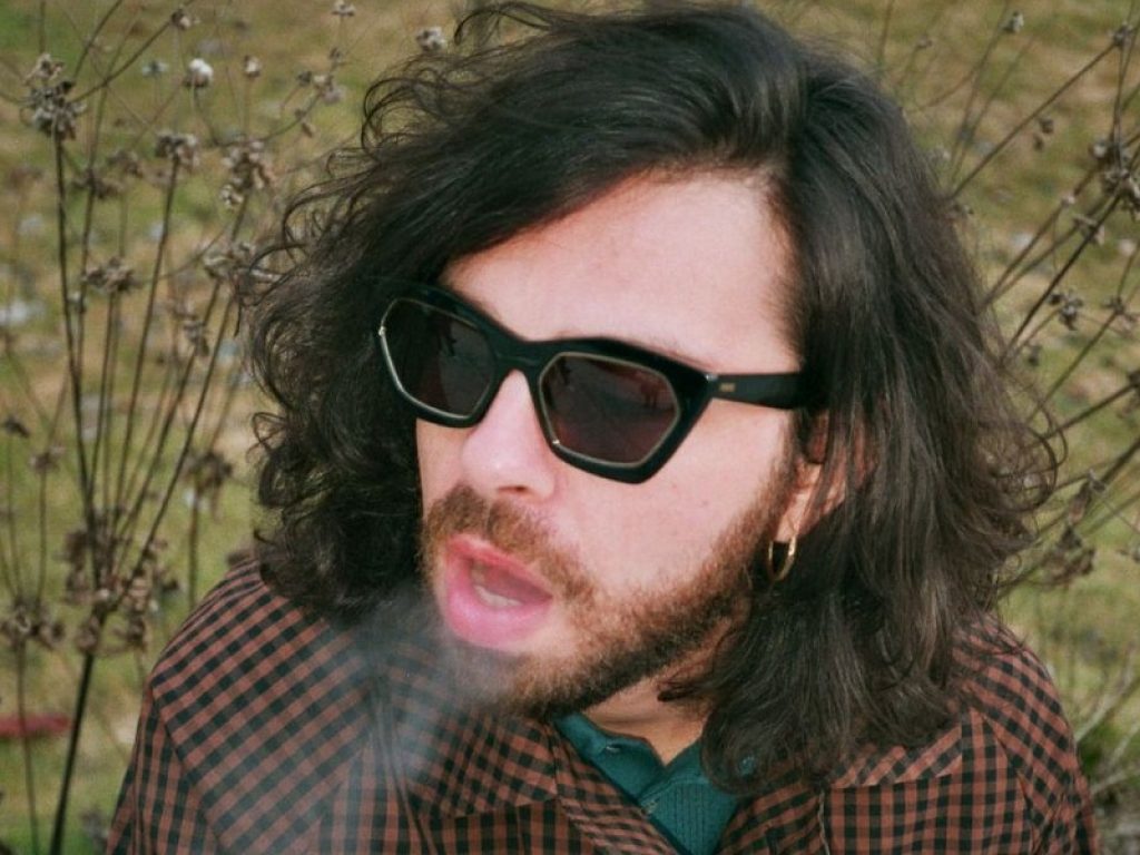 "20100" è il primo singolo da solista di Mobrici