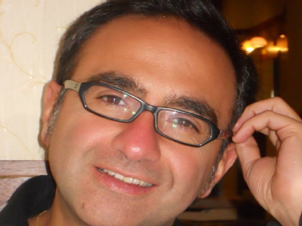 Stefano Redaelli con il romanzo "Beati gli inquieti" candidato al Premio Strega e Campiello