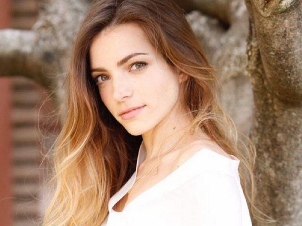 Lino Guanciale e Aurora Ruffino sul set di "Noi"