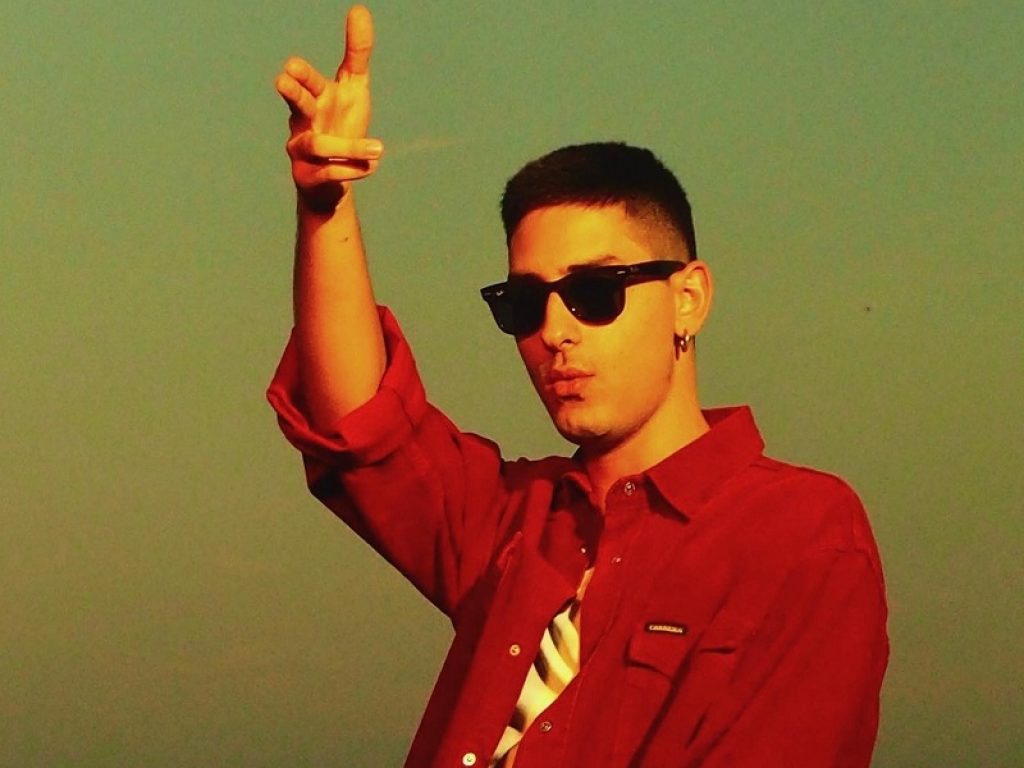 Diego Random online con il brano "Silhouette"