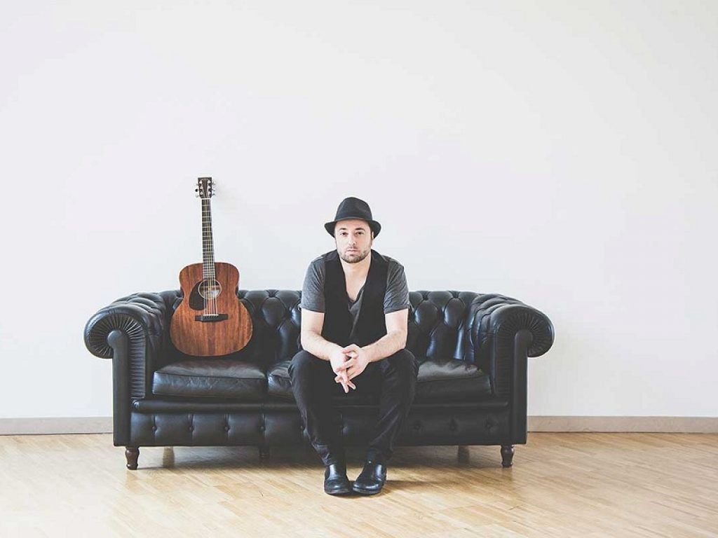 Con "Vita" Enrico Lombardi reinventa Lucio Dalla