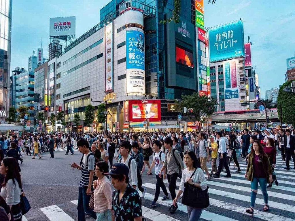 Sindrome Long Covid: in Giappone secondo l'ultimo monitoraggio delle autorità sanitarie disturbi persistenti per la metà dei guariti