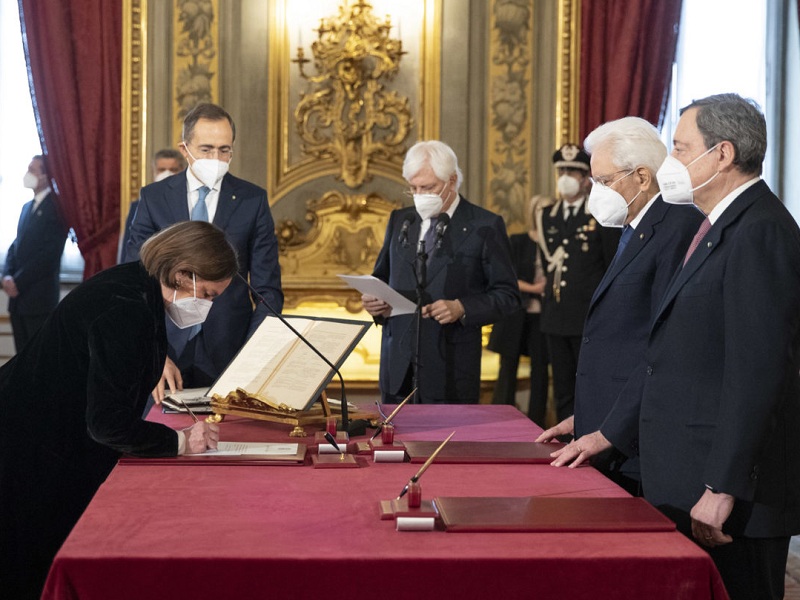 Nel Governo Draghi poco spazio alle donne: solo 8 ministre