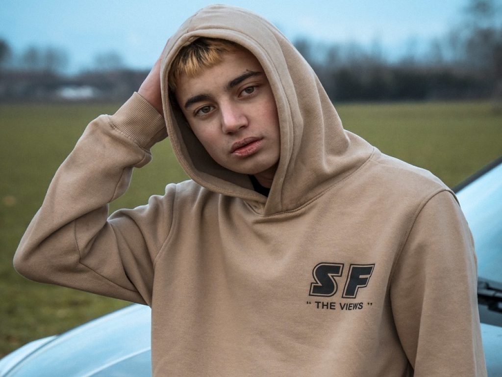 Lil Cerry torna sulla scena musicale con il nuovo singolo "Critical Story": il brano è online su tutte le piattaforme digitali