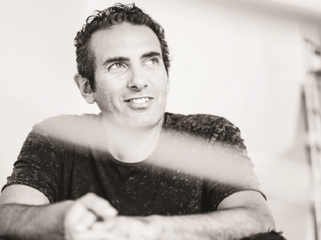 Matteo Greco in radio con "They call me George"