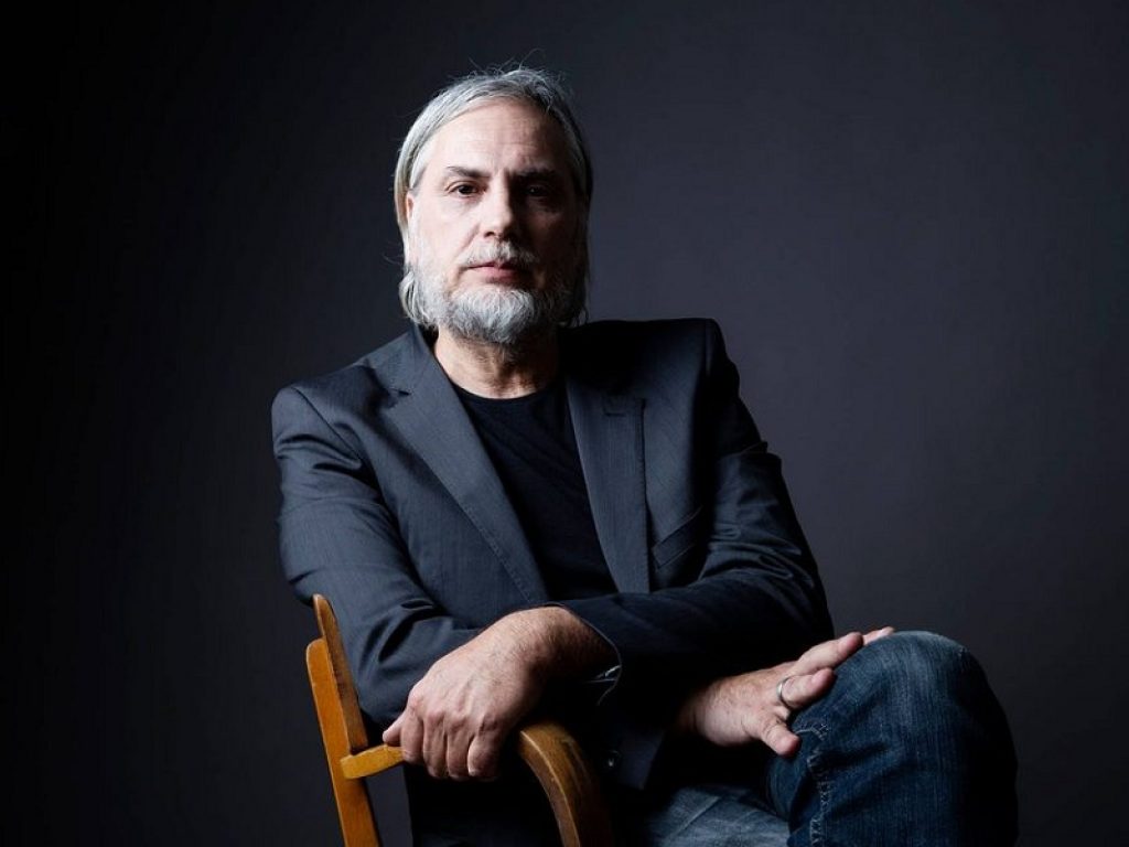 Paolo Benvegnù pubblica "Delle Inutili Premonizioni Vol. 1"