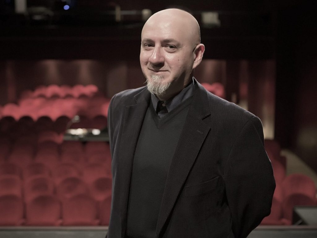 "Il vero amore è una quiete accesa" è il nuovo romanzo di Francesco Randazzo, disponibile nelle librerie fisiche e online