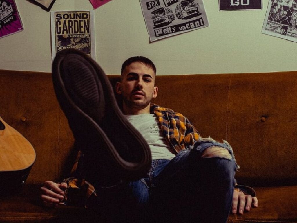 "Cobain" è il singolo di debutto di Spera