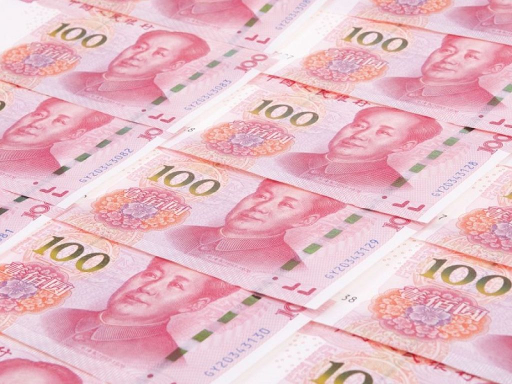La Cina si prepara a introdurre lo Yuan in versione digitale, controllato dalla banca centrale del Paese del Dragone: è la prima criptovaluta statale