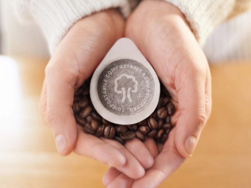 Cialda compostabile Caffè Borbone con chicchi