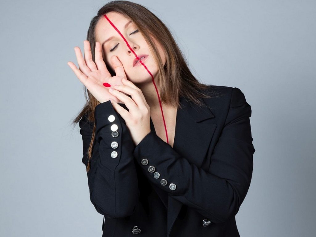 "Mamma!" è il nuovo brano di Giulia Mei