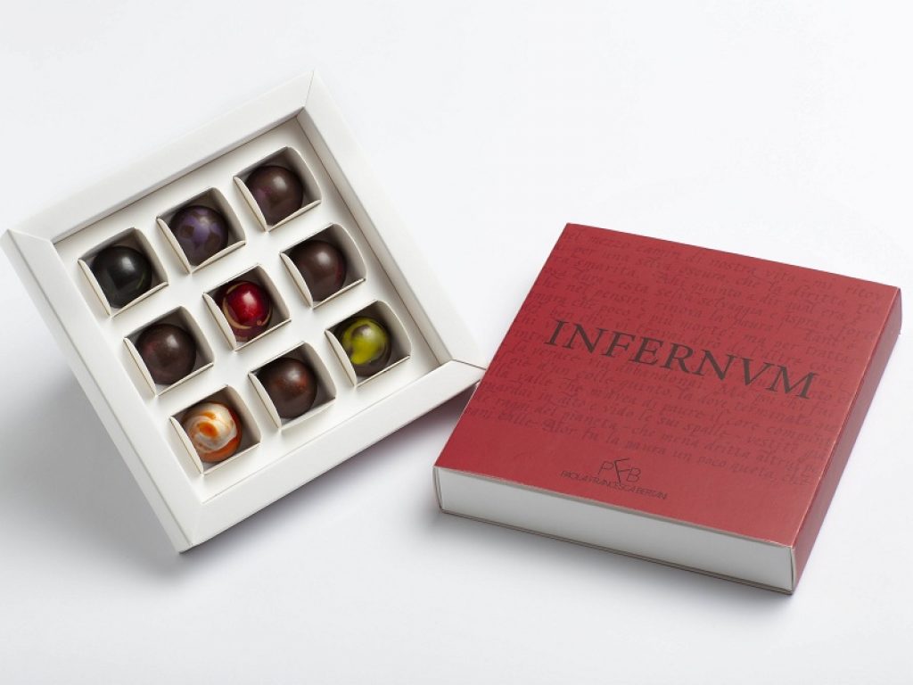 La scatola con le praline di cioccolato Infernvum di Paola Francesca Bertani