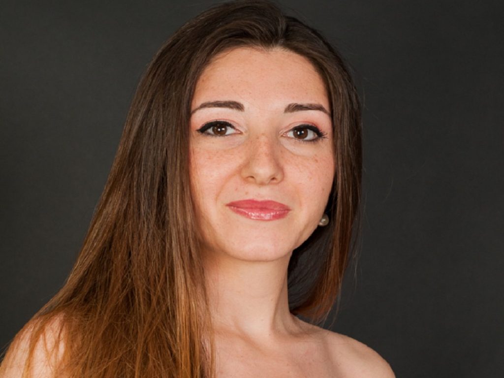 La scrittrice di libri Sunny Valerio