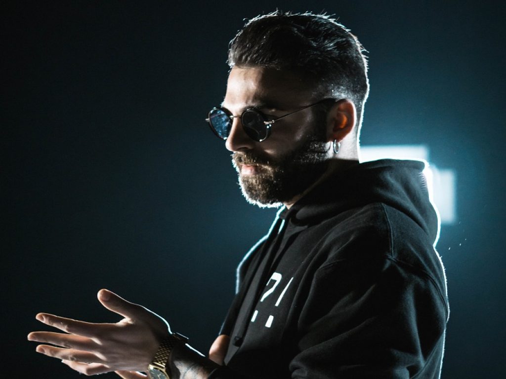 Il cantante Angelo Piwo