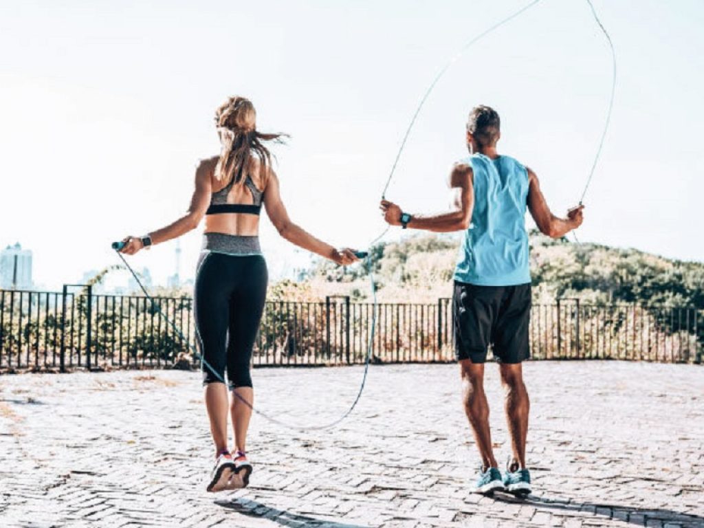 Con il salto della corda benefici a muscoli e ossa