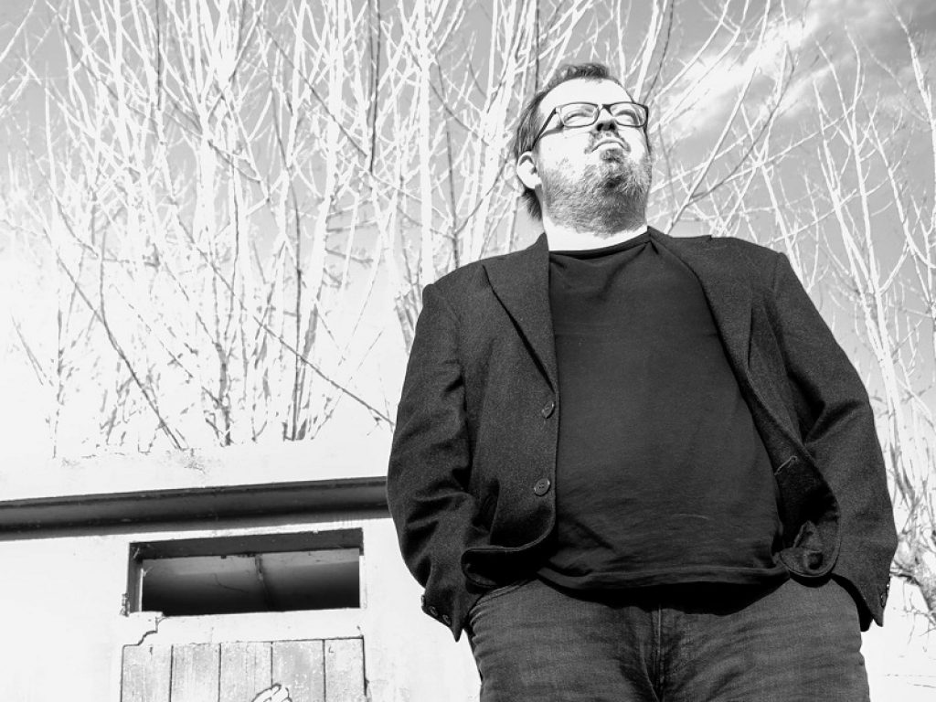 Il cantante Mario Pigozzo Favero in una foto in bianco e nero