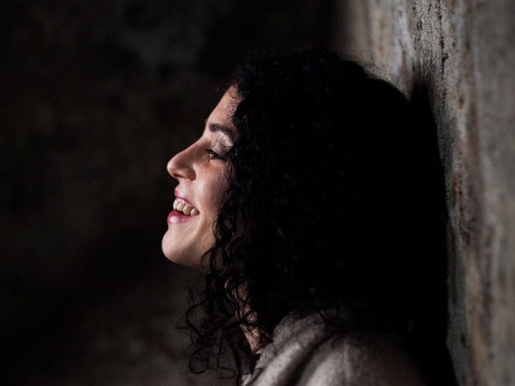 La cantante Elettra, musica