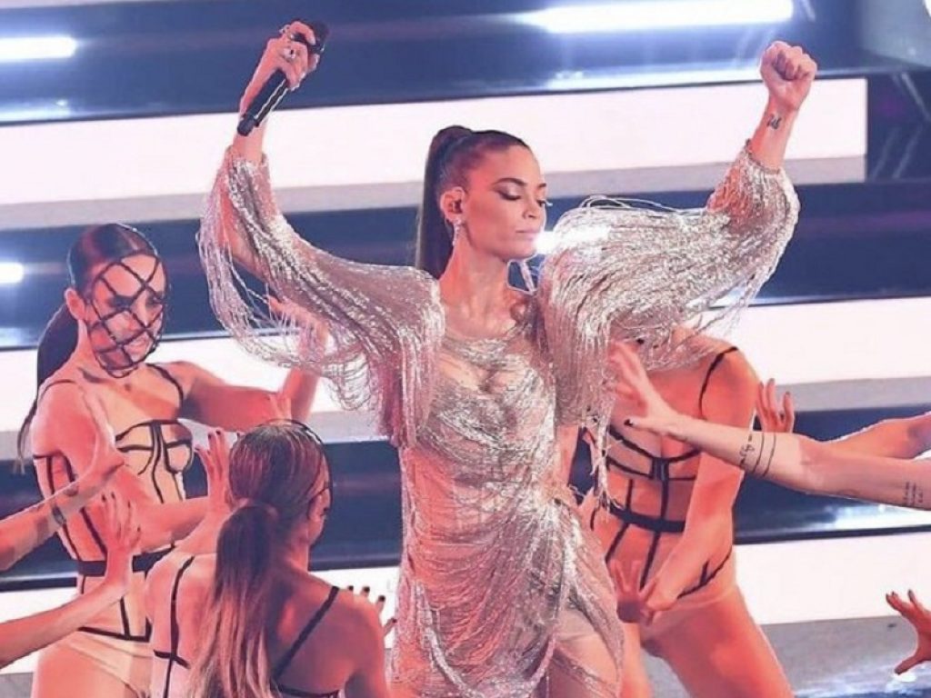 Dal medley al monologo: Elodie regina di Sanremo