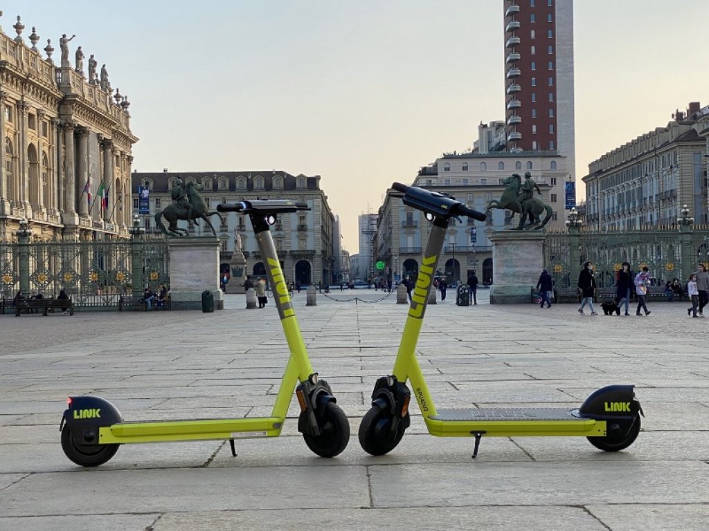 Monopattini LINK a Torino, mobilità sostenibile