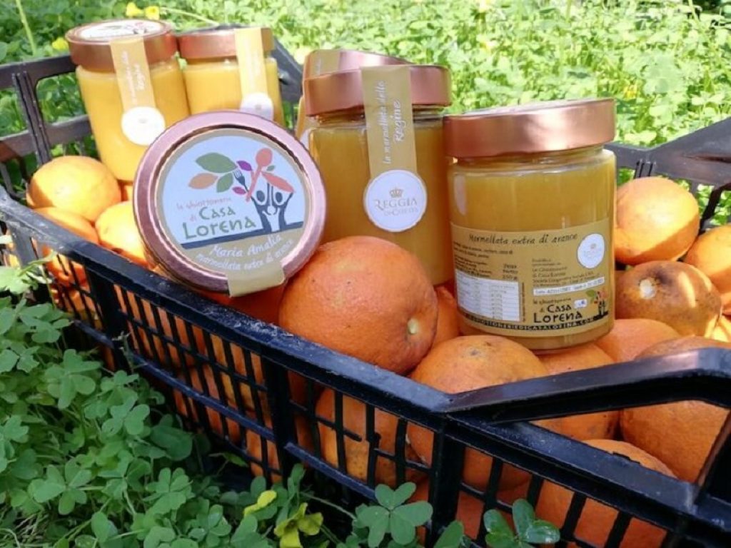 Dalle arance della Reggia nasce la marmellata delle Regine