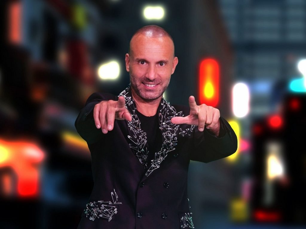 Il cantante Max Nardari