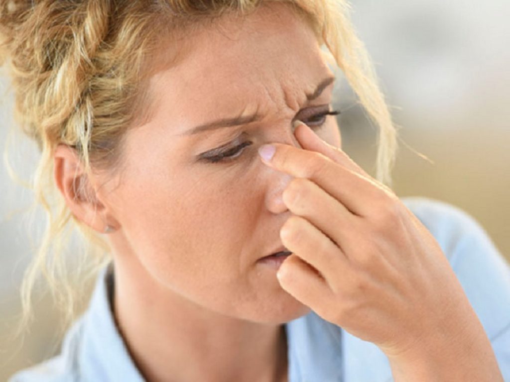 Malattie croniche nasali: Una donna affetta da poliposi nasale