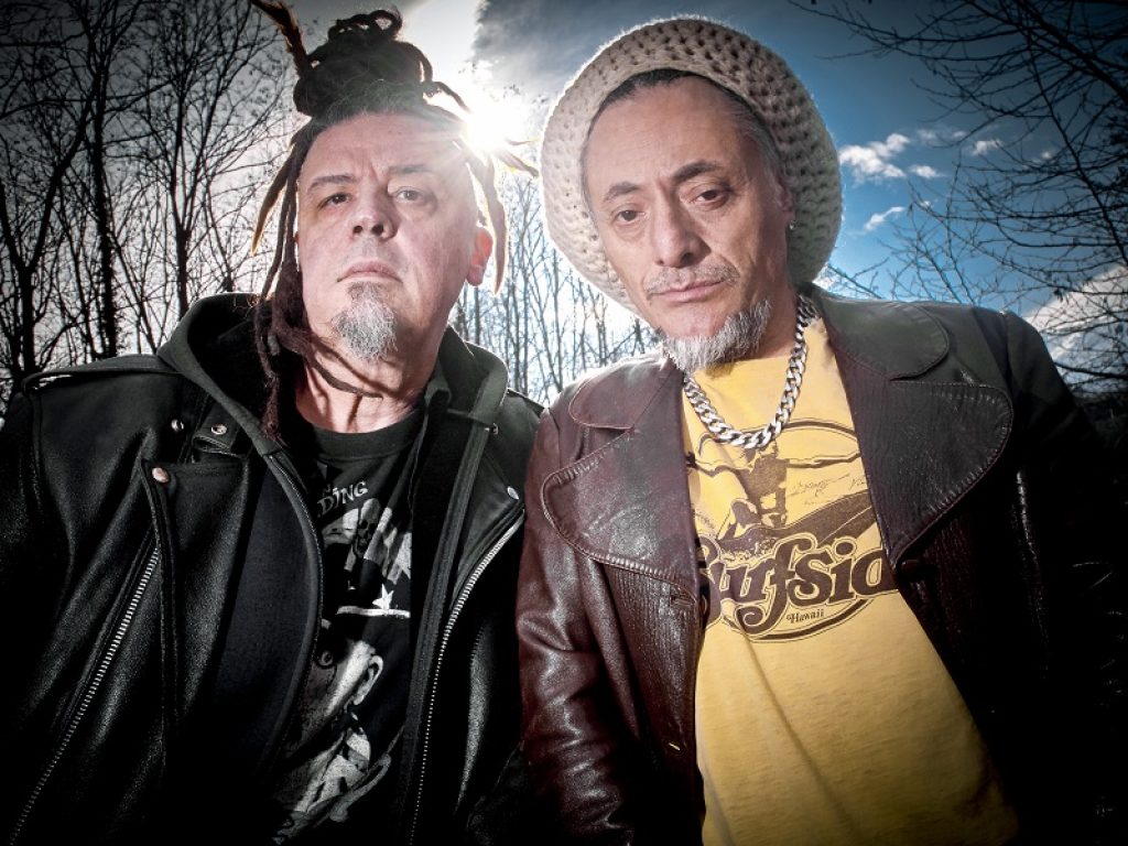 Africa Unite, musica