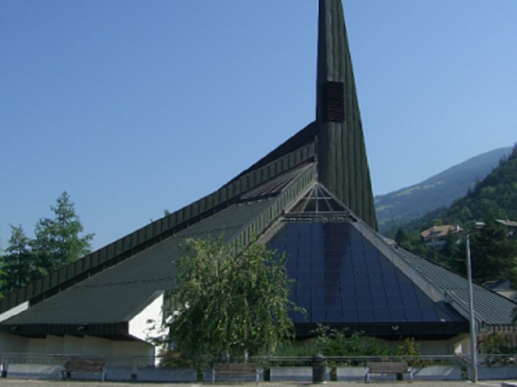 Come l'energia solare può alimentare l'Italia senza consumare più suolo: il Cnr spiega le potenzialità del fotovoltaico integrato negli edifici